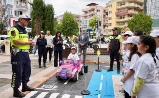 Alanya'da trafik haftasında anlamlı etkinlik