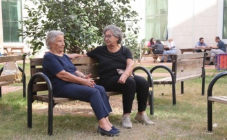 Yaz sıcaklarında yaşlılara sağlıklı yaşam önerisi!