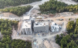 ALKÜ Sağlık Kampüsü son hızla devam ediyor