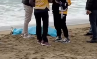 Alanya'da denizde kadın cesedi bulundu