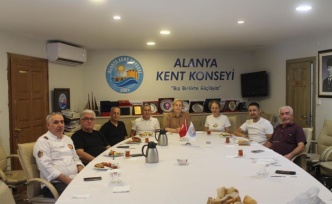 Turizmin emekçileri aynı masada!