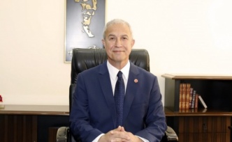 Başkan Özçelik bazı birim amirlerini değiştirdiz