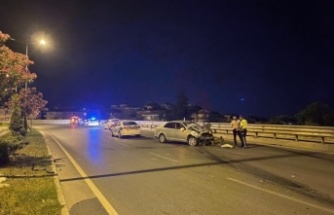 Alanya’da iki farklı araçla kaza yapan karı-koca yaralandı