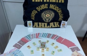 Antalya'da kumar operasyonu: 13 kişiye cezai işlem uygulandı