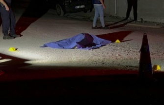 Antalya’da kadın cinayeti: Boşanma aşamasındaki eşini sokak ortasında silahla öldürdü