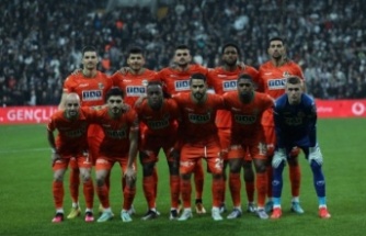 Alanyaspor Beşiktaş'a farklı yenildi
