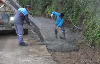 Kızılcaşehir Mahallesi’nde şarampole betonlama çalışmaları devam ediyor