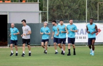 Corendon Alanyaspor, Adana Demirspor maçı hazırlıklarına başladı