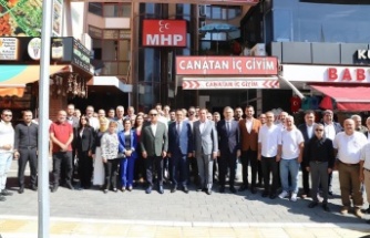 Çavuşoğlu’ndan MHP Alanya İlçe Teşkilatı’na ziyaret