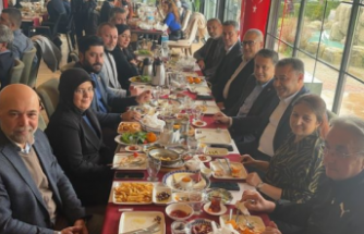 Başkan Yücel, basın mensuplarını buluşturdu