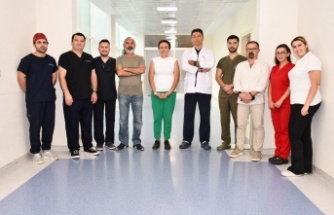 10 ayda 200. açık kalp ameliyatını yaptılar