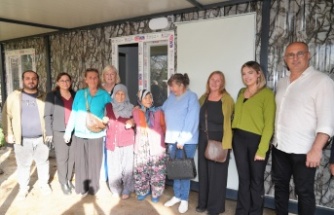 Alanya Belediyesi Cemile Teyzeyi sevindirdi