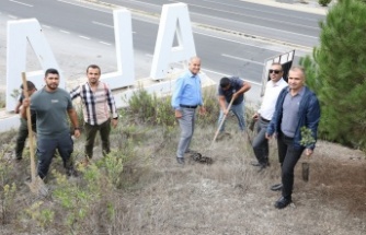 ALKÜ'de fidanlar toprakla buluştu