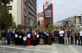 Mahalleli eski muhtara karşı soluğu adliyede aldı