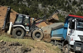 Kandemir: Alanya'nın her noktasında hizmetlerimiz aralıksız sürüyor