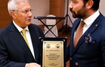 Sipahioğlu'ndan istifa çağrısı