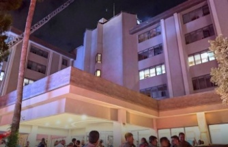 Alanya'da otelde korkutan yangın