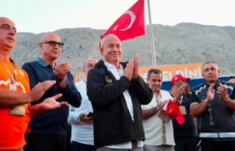 Özçelik: Türkiye tarihinin en kalabalık şenliği Gökbel'deydi!