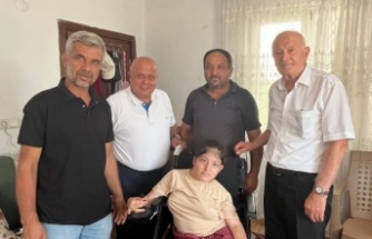 Alanya Eğitim Dayanışma ve Yardımlaşma Vakfı’ndan ihtiyaç sahibi aileye ziyaret!