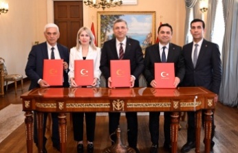 Muhtarlara akademik eğitim için protokol imzalandı
