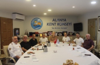 Turizmin emekçileri aynı masada!