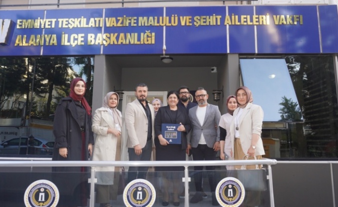 Ak Partili kadınlardan EMŞAV'a ziyaret