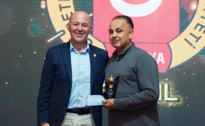 'Basın, demokrasinin vazgeçilmez direğidir'