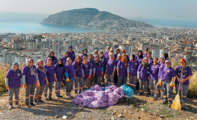 'Mor umutla temiz bir Alanya'