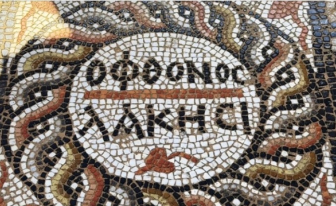 Alanya'da 1500 yıllık 'Kıskanlar çatlasın' yazısı şaşırttı