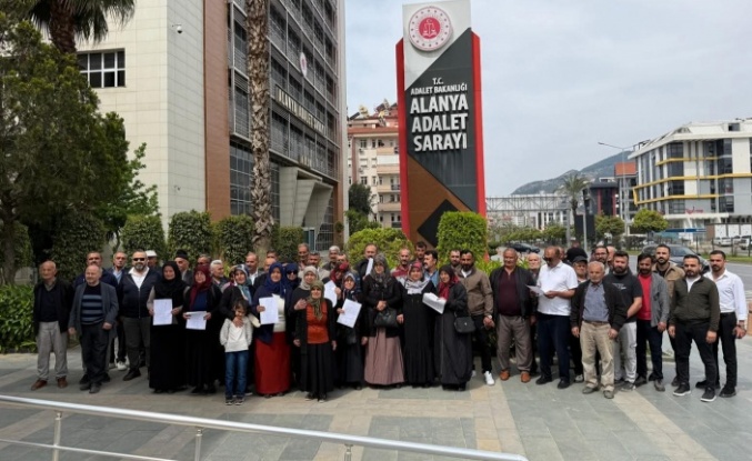 Mahalleli eski muhtara karşı soluğu adliyede aldı