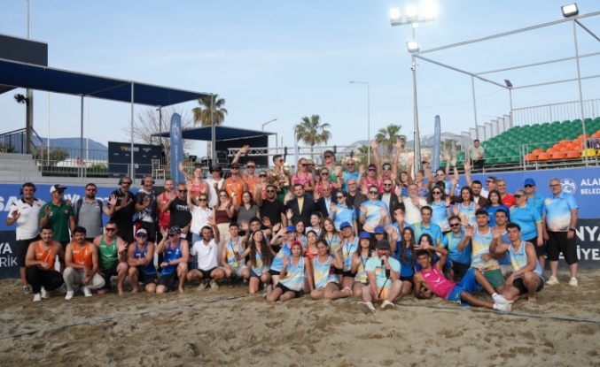 7 ülkeden 120 sporcu Alanya’da buluştu