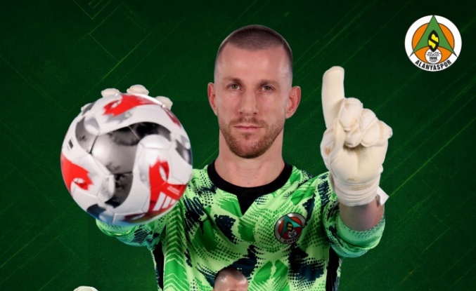 Paulo Victor 1 yıl daha Alanyaspor'da!