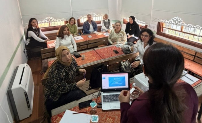 Kadın sağlığı eğitimi