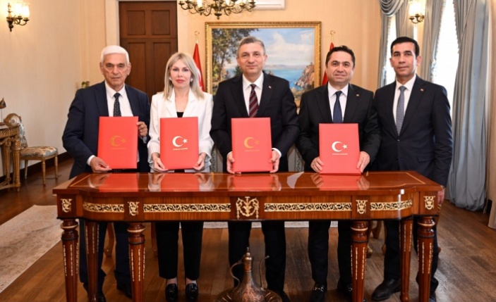 Muhtarlara akademik eğitim için protokol imzalandı