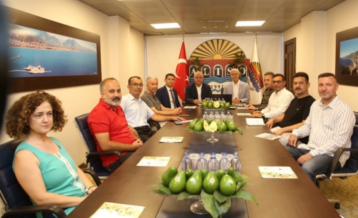 Alanya avokadosu ALTSO öncülüğünde AB yolunda!