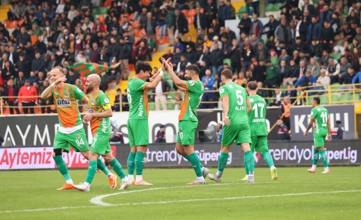 Alanyaspor 7 maç sonra kazandı