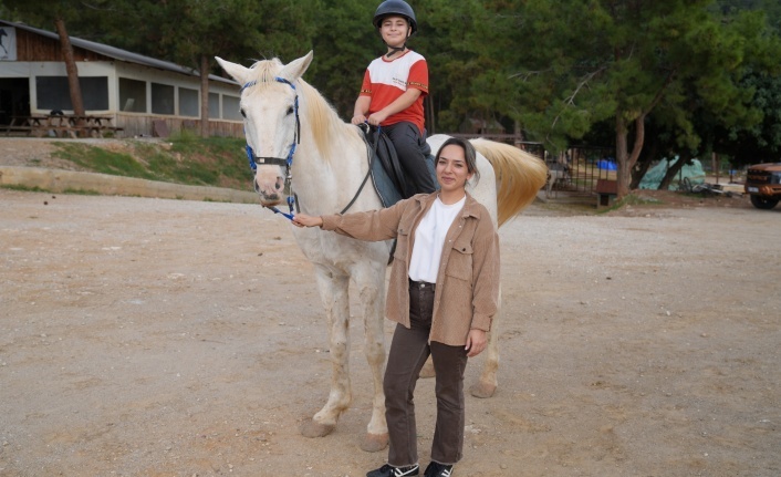 Engelli bireylere rehabilitasyon desteği