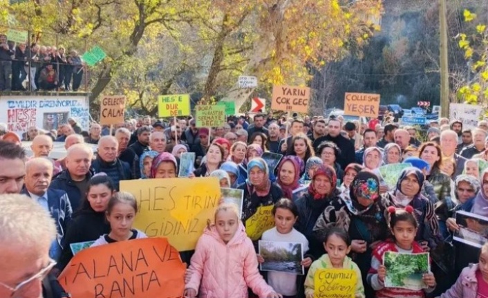Halk ayağa kalktı! Uçan suya dokunma