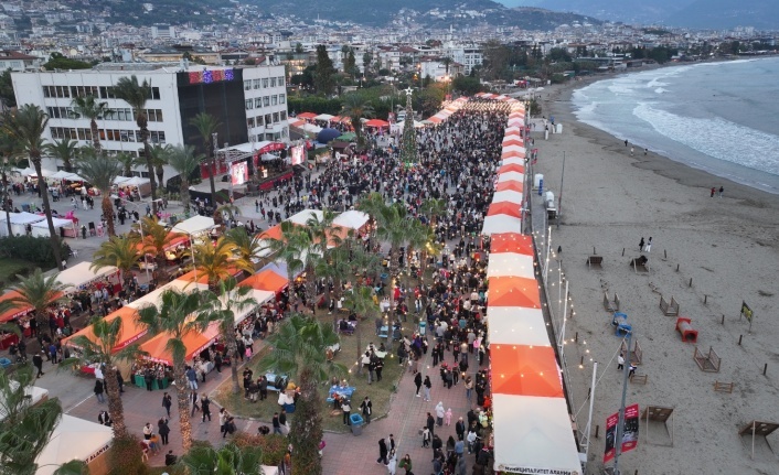 Uluslararası Alanya Noel Pazarı 15. kez açılıyor