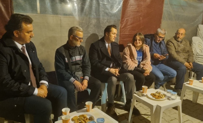 Ailesinden 3 kişiyi kazada kaybeden öğrencilere taziye ziyareti