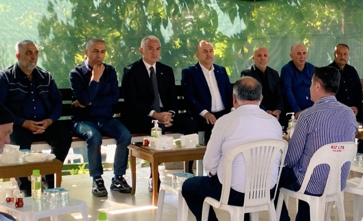 Bakan Ersoy taziye için geldi