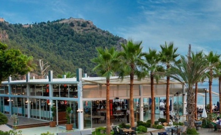 Occo Beach işgalcisine haraç suçlaması
