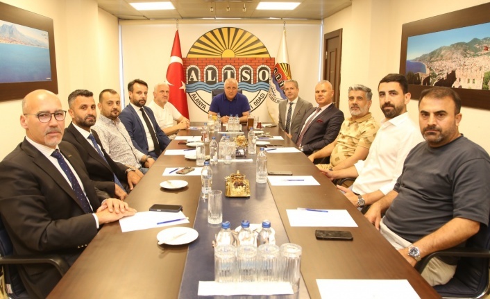 Sektör temsilcilerinden Erdem'e ikamet teşekkürü