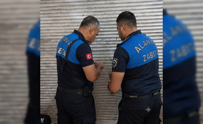 Turiste kötü muamele yapan esnafa mühür!