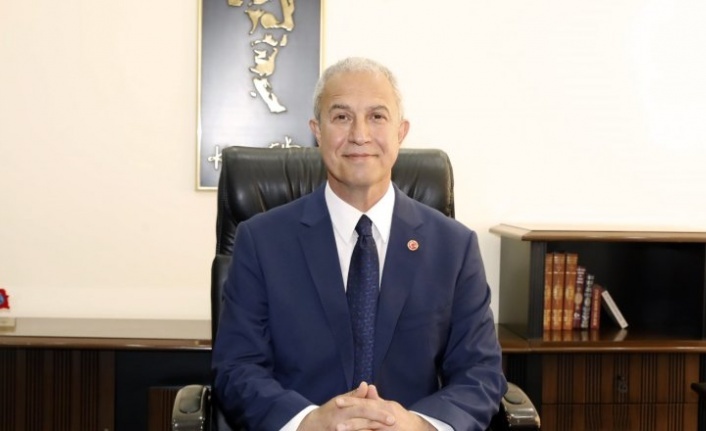 Başkan Özçelik bazı birim amirlerini değiştirdi