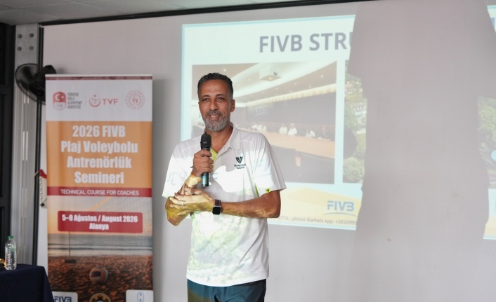 FIVB plaj voleybolu antrenörlük kursu Alanya’da başladı!