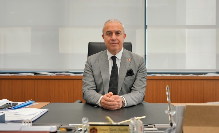 CHP, Başkan Özçelik'i partiden ihraç etti