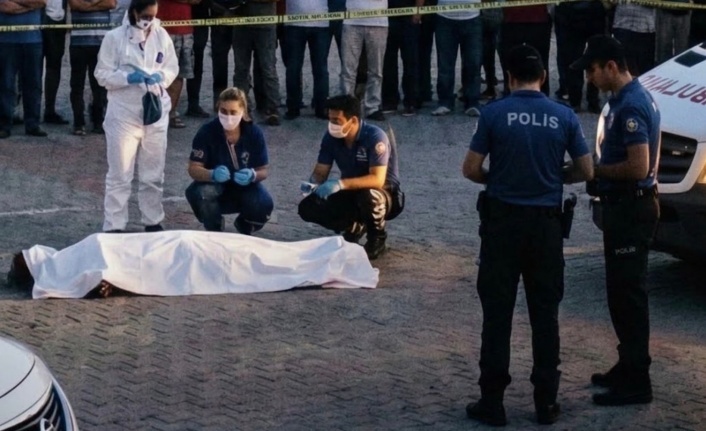 Karşıya geçmek isteyen vatandaş kurtarılamadı!