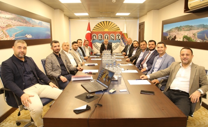 İşte Başkan Tuna'nın 3 yardımcısı