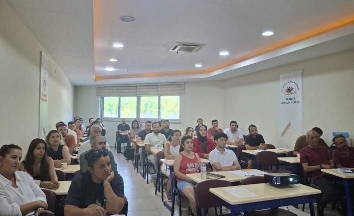 Alanya’da satranç hakem kursu başladı!